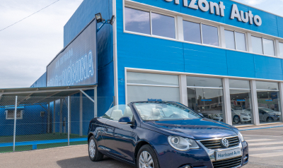 Volkswagen EOS 1.6i 116cv Azul metalizado