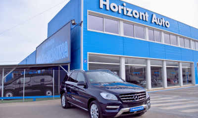 Mercedes-Benz ML 250 Bluetec Diesel 2.2D  204cv Azul metalizado