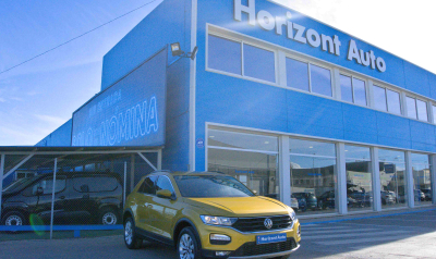 <b>Volkswagen T-ROC </b><br>Advance 1.5 DSG 7 marchas 150cv Oro