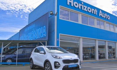 <b>KIA Sportage </b><br>Drive 1.6D Diésel Híbrido  132cv Blanco