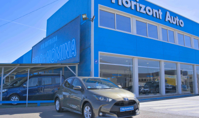 Toyota Yaris Active Tech 1.5 120H eCVT Híbrido Auto  120cv Gris