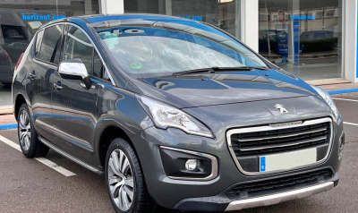 Peugeot 3008 Style 1.6BHDi 120cv Gris