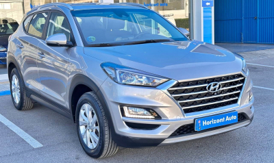 Hyundai Tucson SLE 48v 1.6D HÍBRIDO 116cv Beige metalizado
