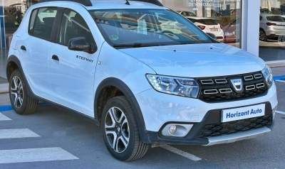 <b>Dacia Sandero Stepway </b><br>1.0i 100cv Blanco