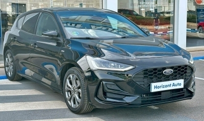 <b>Ford Focus </b><br>ST Line 125cv Negro metalizado