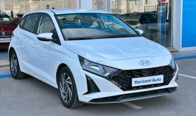 <b>Hyundai i20 </b><br>Klass 100cv Blanco