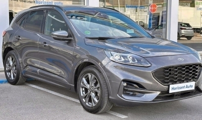 <b>Ford Kuga </b><br>ST Line 120cv Gris