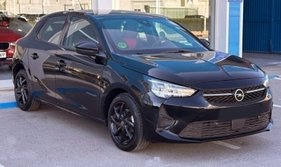 <b>Opel Corsa </b><br>GSLine 1.5D 100cv Negro