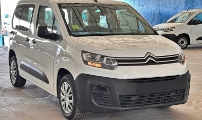 <b>Citroen Berlingo </b><br>Talla M 100cv Blanco