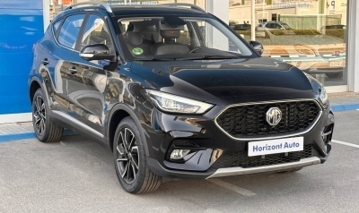 <b>MG ZS </b><br>Luxury 106cv Negro
