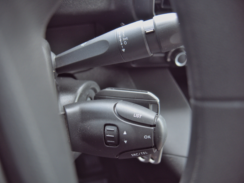 Peugeot Partner Standard 1.5BHDi 600kg 75cv Gris