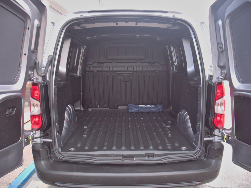 Peugeot Partner Standard 1.5BHDi 600kg 75cv Gris