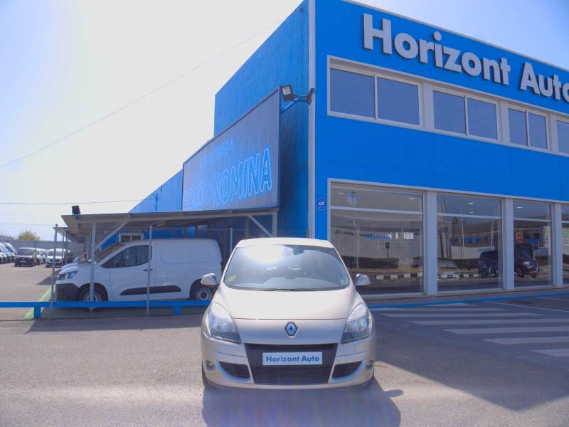 Renault Scenic 2.0DCi Automática 150cv Beige metalizado