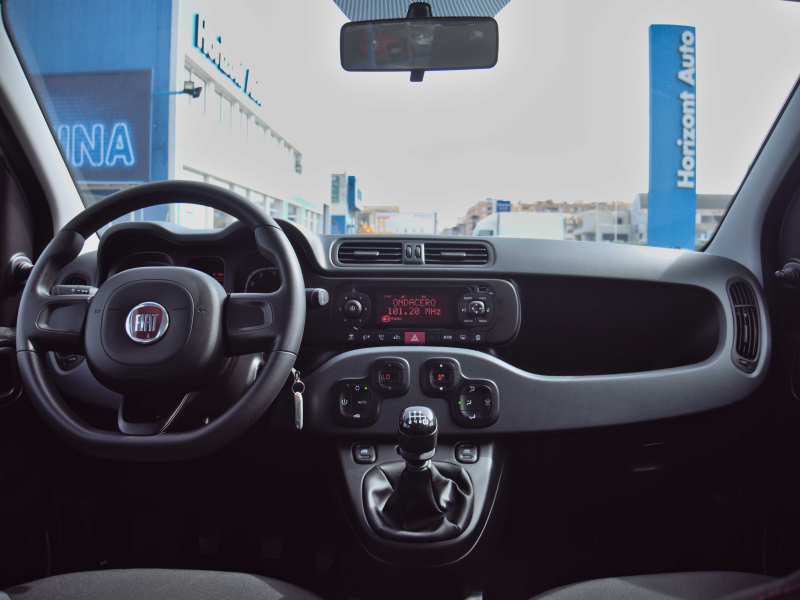 Fiat Panda 1.0 hybrid 70cv Gris