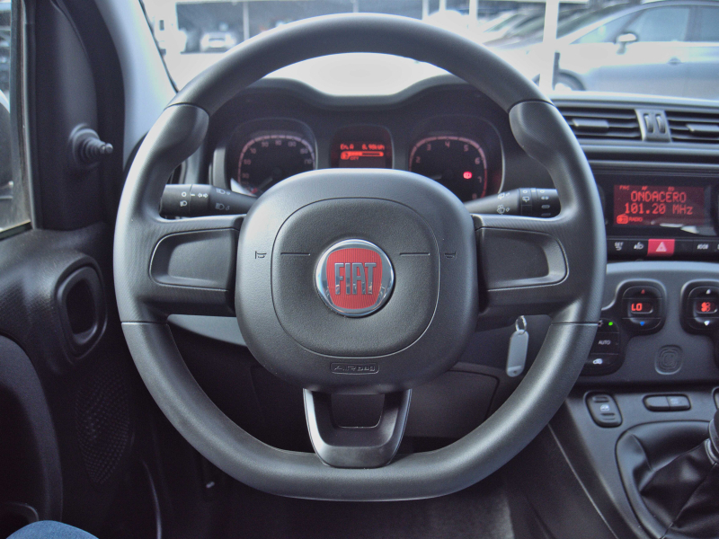Fiat Panda 1.0 hybrid 70cv Gris