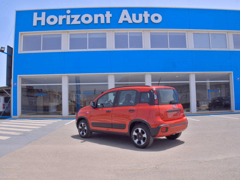Fiat Panda Cross Lim Ed. Red. 1.0 Híbrido  70cv Rojo