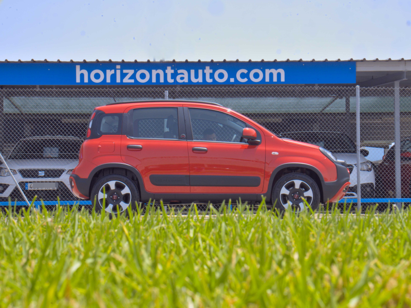 Fiat Panda Cross Lim Ed. Red. 1.0 Híbrido  70cv Rojo