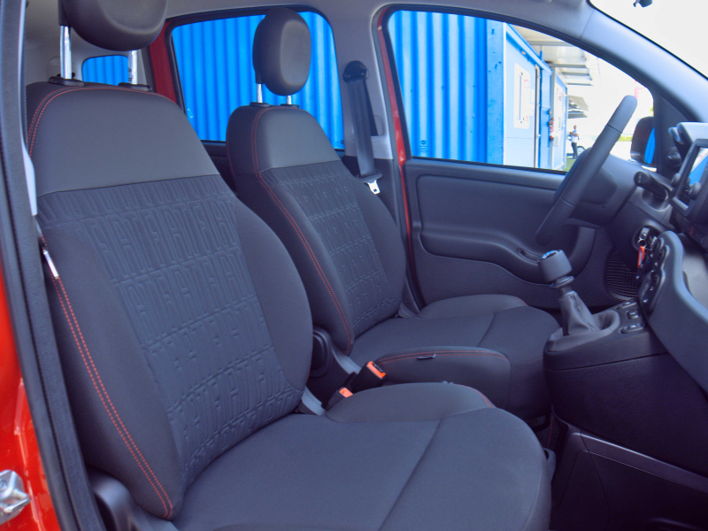 Fiat Panda Cross Lim Ed. Red. 1.0 Híbrido  70cv Rojo