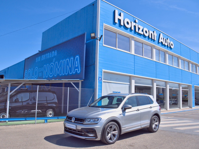 Volkswagen Tiguan Advance BMotion Rline 1.5 TSI  150cv Gris metalizado