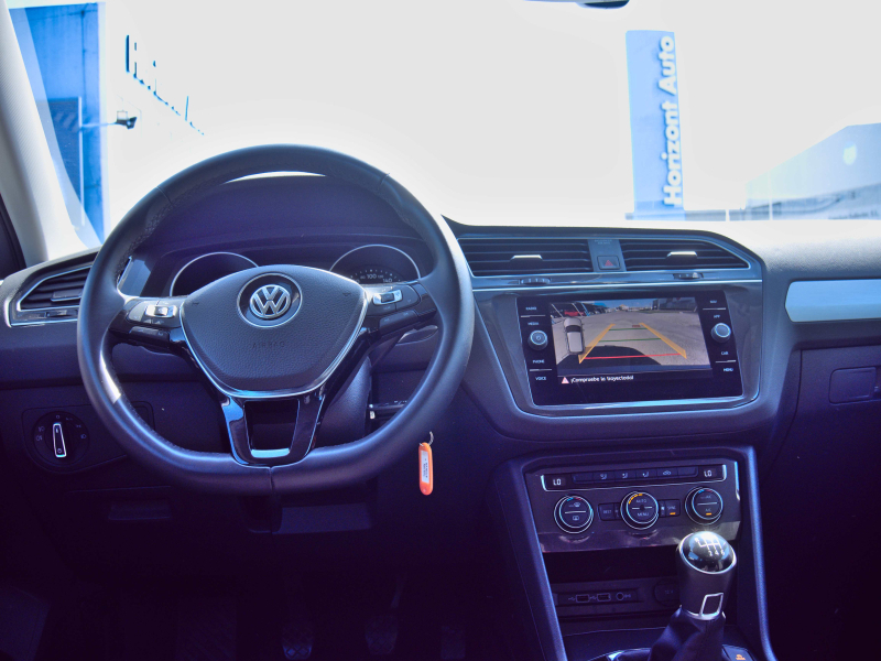 Volkswagen Tiguan Advance BMotion Rline 1.5 TSI  150cv Gris metalizado