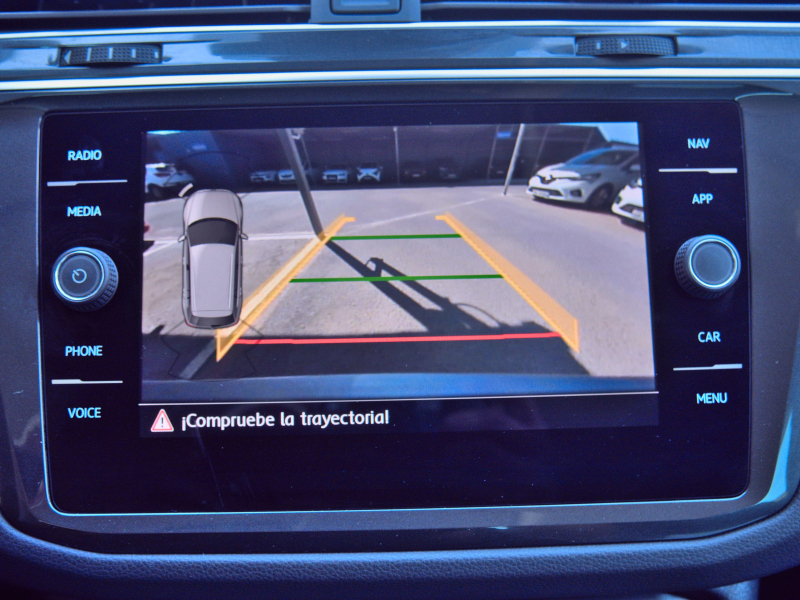 Volkswagen Tiguan Advance BMotion Rline 1.5 TSI  150cv Gris metalizado