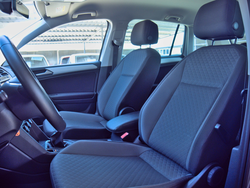 Volkswagen Tiguan Advance BMotion Rline 1.5 TSI  150cv Gris metalizado