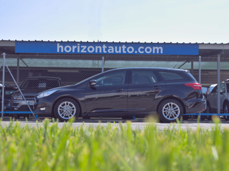 Ford Focus WG Trend 1.0 EcoBoost  125cv Negro