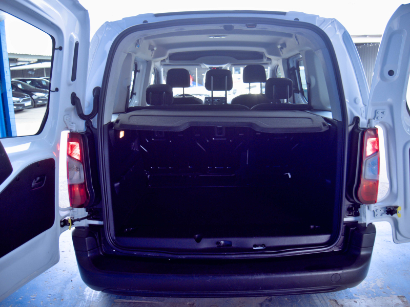 Citroen Berlingo Talla M 1.5BHDi Live 100cv Blanco