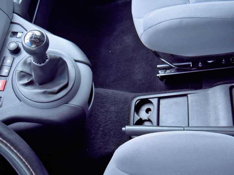 Peugeot Partner 1.6i  98cv Gris