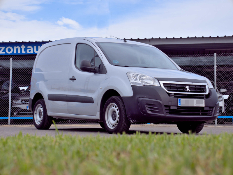 Peugeot Partner 1.6i  98cv Gris