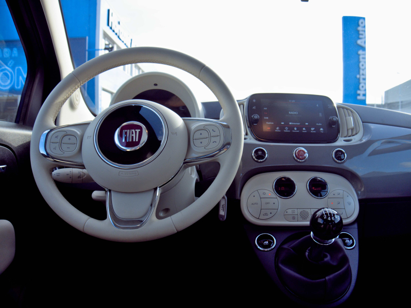 Fiat 500 HÍBRIDO Dolce vita 1.0 70cv Gris metalizado