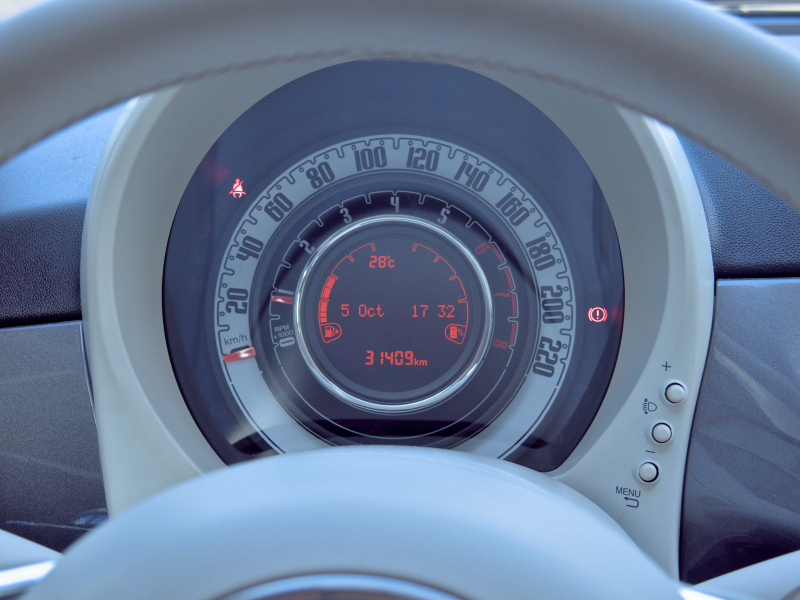 Fiat 500 HÍBRIDO Dolce vita 1.0 70cv Gris metalizado