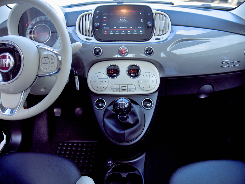 Fiat 500 HÍBRIDO Dolce vita 1.0 70cv Gris metalizado