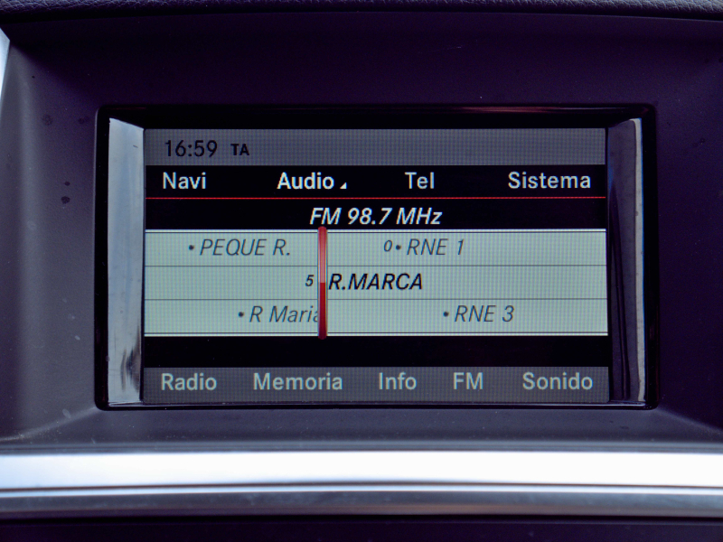 Mercedes-Benz ML 250 Bluetec Diesel 2.2D  204cv Azul metalizado