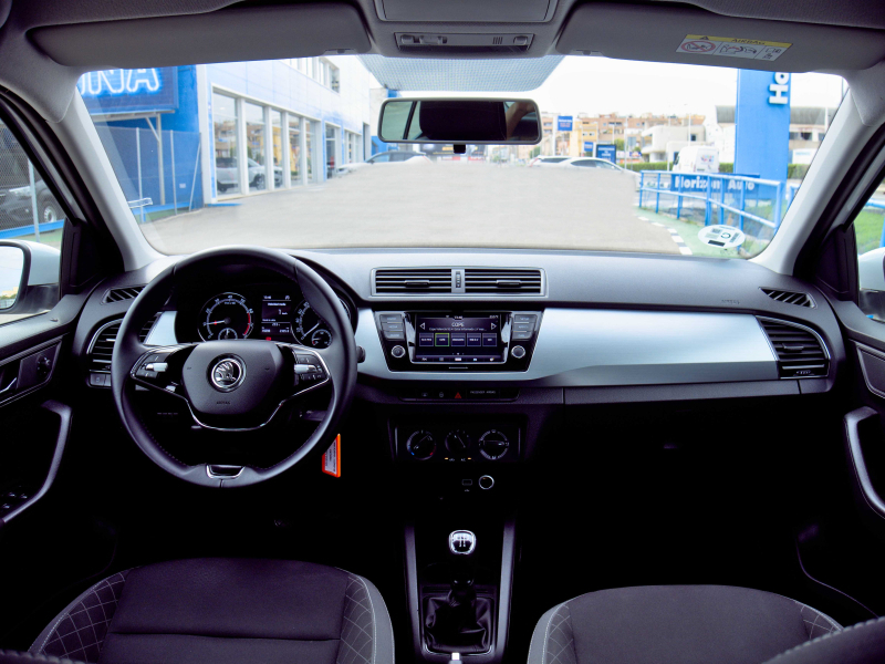 Skoda Fabia 1.0 95cv Blanco