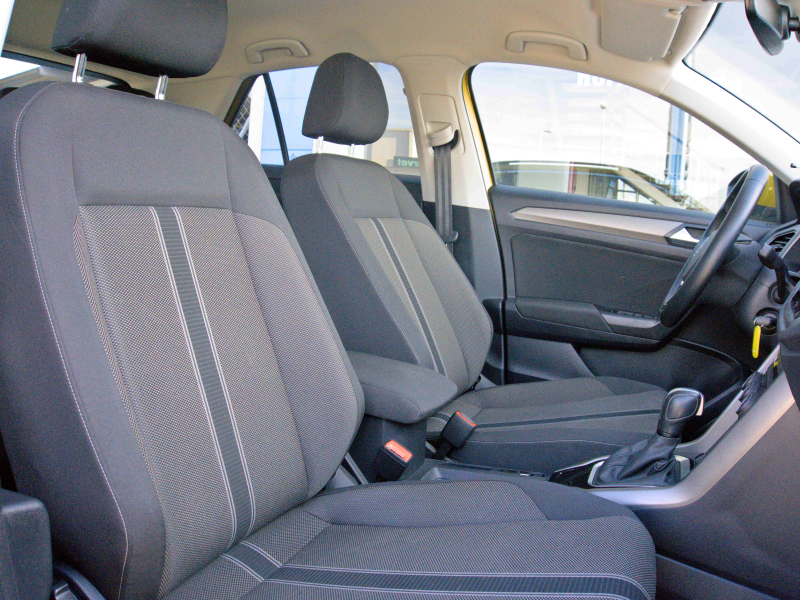 Volkswagen T-ROC Advance 1.5 DSG 7 marchas 150cv Oro