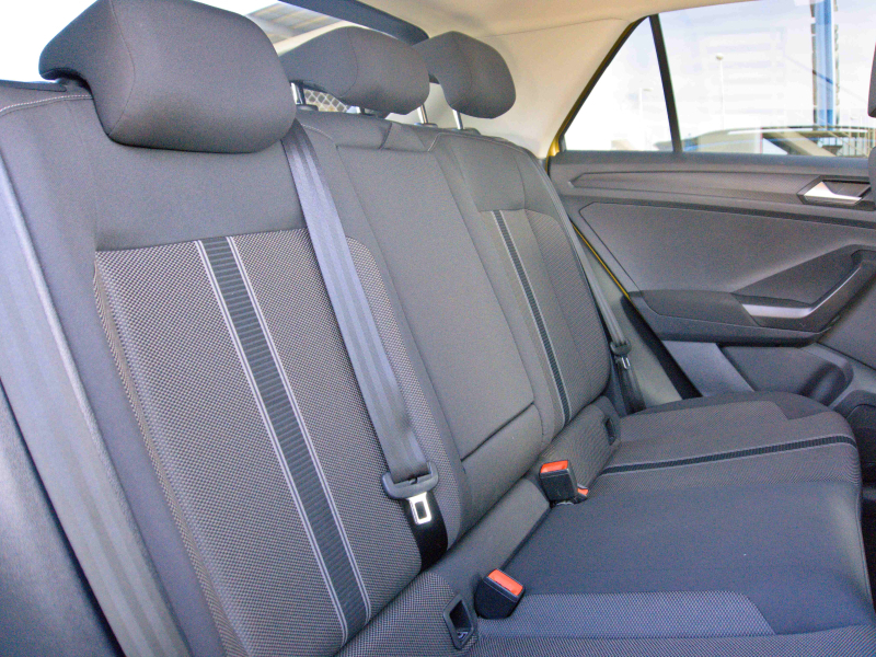 Volkswagen T-ROC Advance 1.5 DSG 7 marchas 150cv Oro