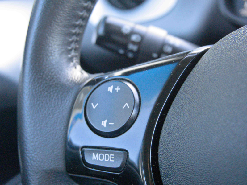 Toyota Aygo 1.0i Xplay 72cv Gris