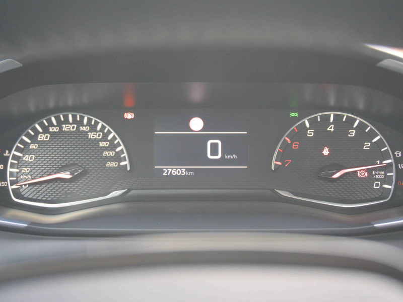 Peugeot 2008 1.2 Active pack 110cv Naranja