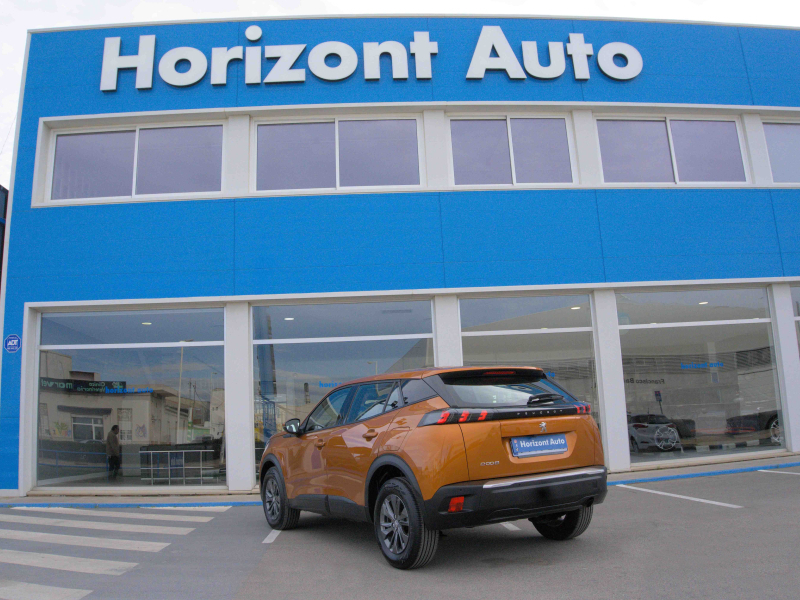 Peugeot 2008 1.2 Active pack 110cv Naranja