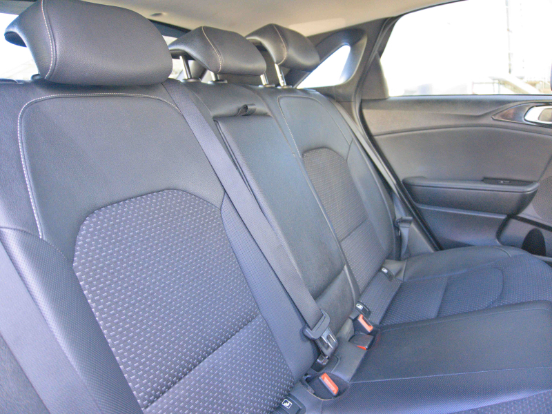 KIA Ceed Tech 1.0TGDi  120cv Blanco