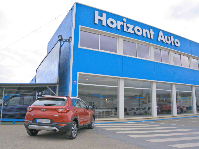 KIA Stonic Drive 1.0TGDi MHEV  100cv Rojo