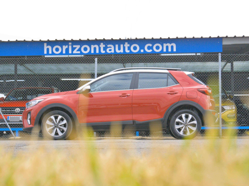 KIA Stonic Drive 1.0TGDi MHEV  100cv Rojo