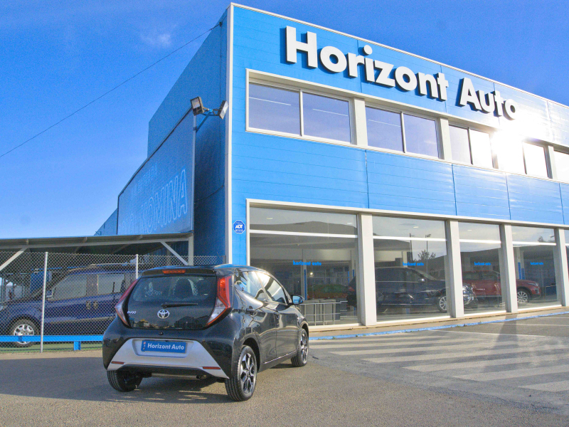 Toyota Aygo 1.0i Xplay 72cv Negro