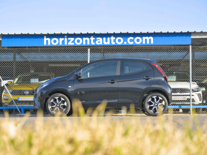 Toyota Aygo 1.0i Xplay 72cv Negro