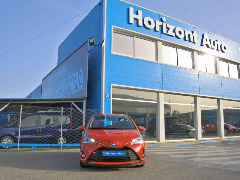 Toyota Yaris Active 1.0  72cv Rojo