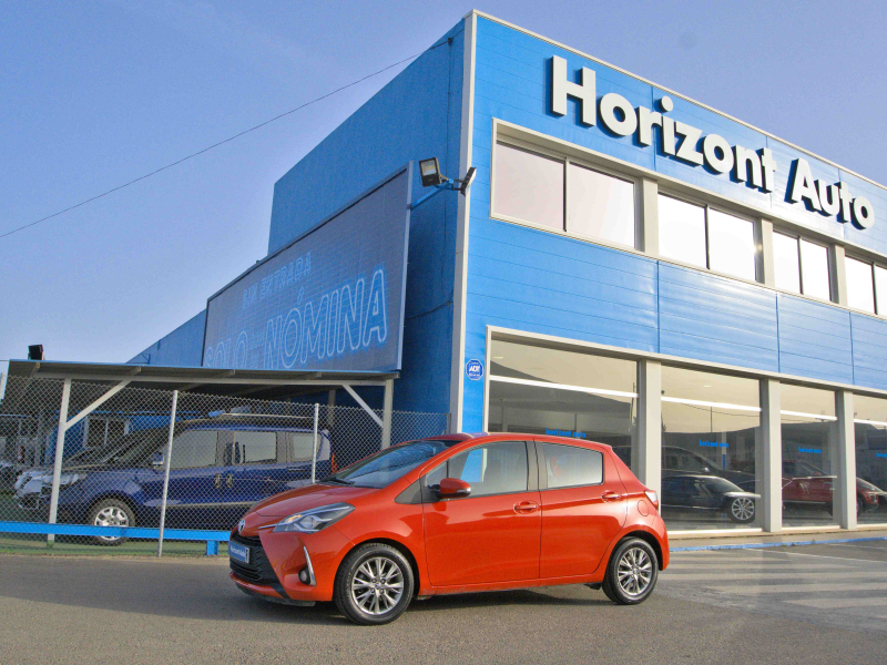 Toyota Yaris Active 1.0  72cv Rojo