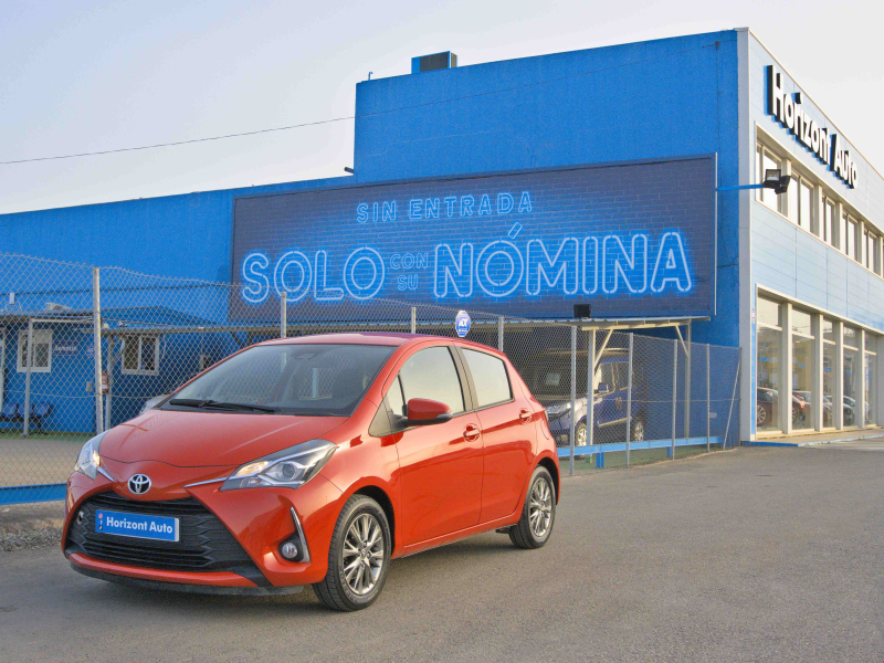 Toyota Yaris Active 1.0  72cv Rojo