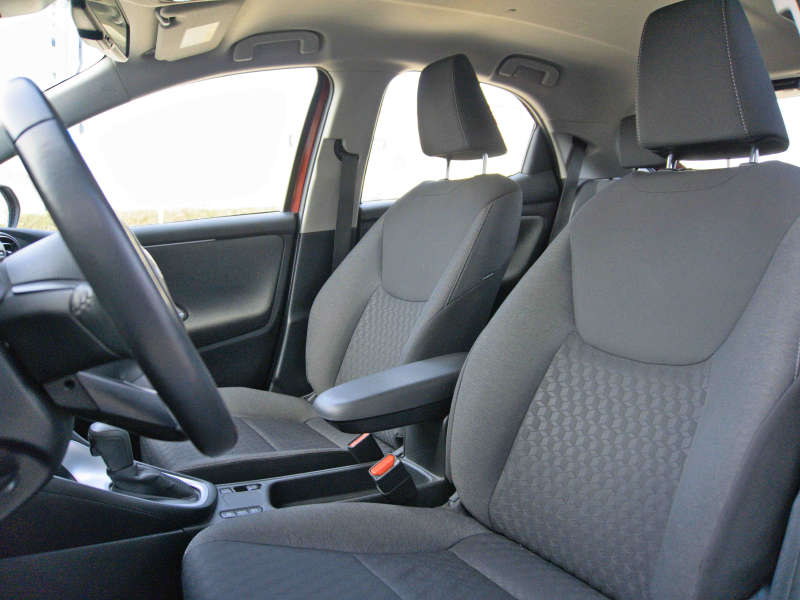 Toyota Yaris Active Tech 1.5 120H eCVT Híbrido  120cv Granate