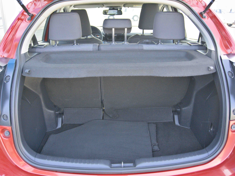 Toyota Yaris Active Tech 1.5 120H eCVT Híbrido  120cv Granate